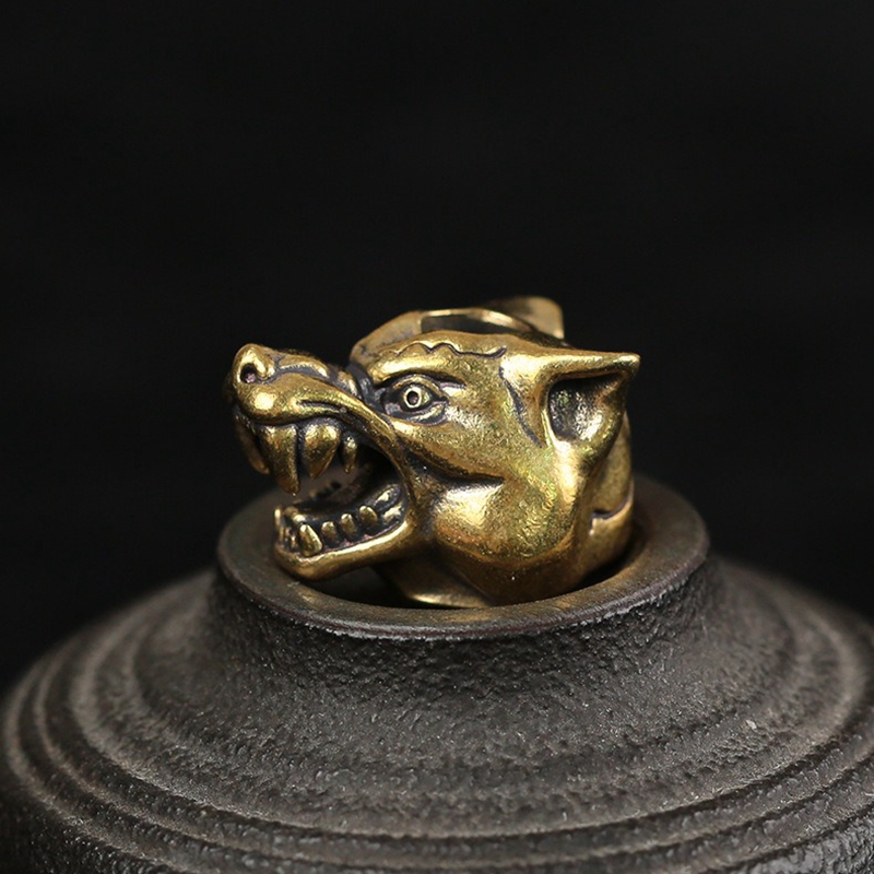 Escultura de cabeza de guerrer - Wolf Jewelry & Watches Tampa reseña y precio